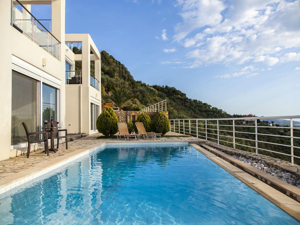 Verga Villas Resort Каламата Экстерьер фото