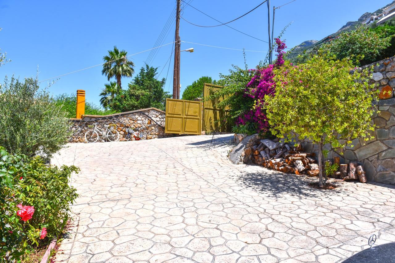 Verga Villas Resort Каламата Экстерьер фото