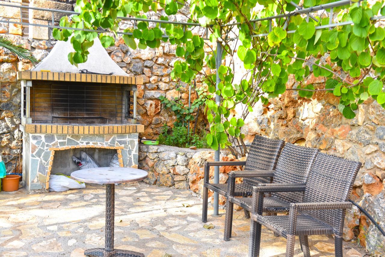 Verga Villas Resort Каламата Экстерьер фото