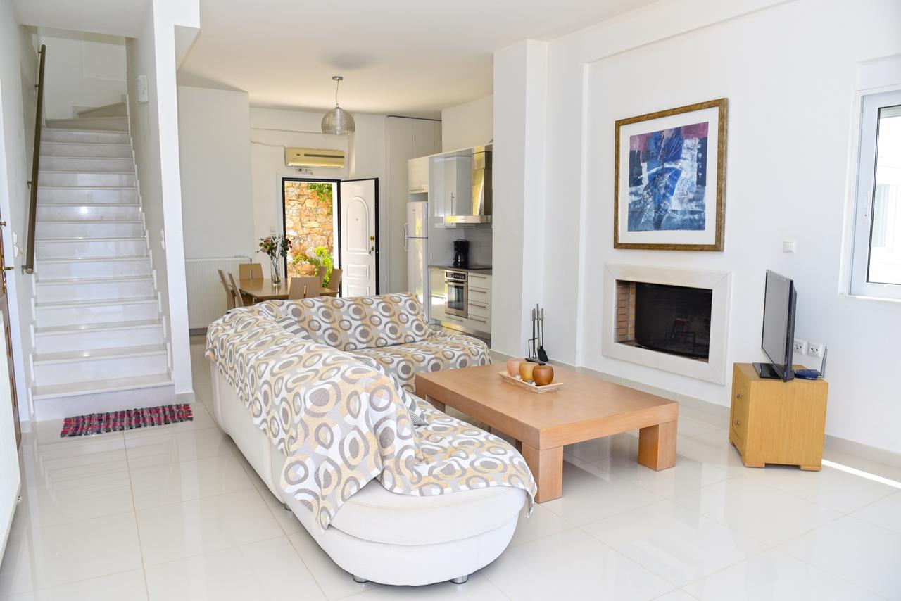 Verga Villas Resort Каламата Экстерьер фото